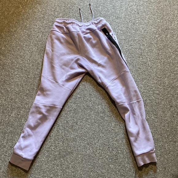 Nike Tech Fleece Joggers | Lavender | Rare Colour - Picture 4 of 5